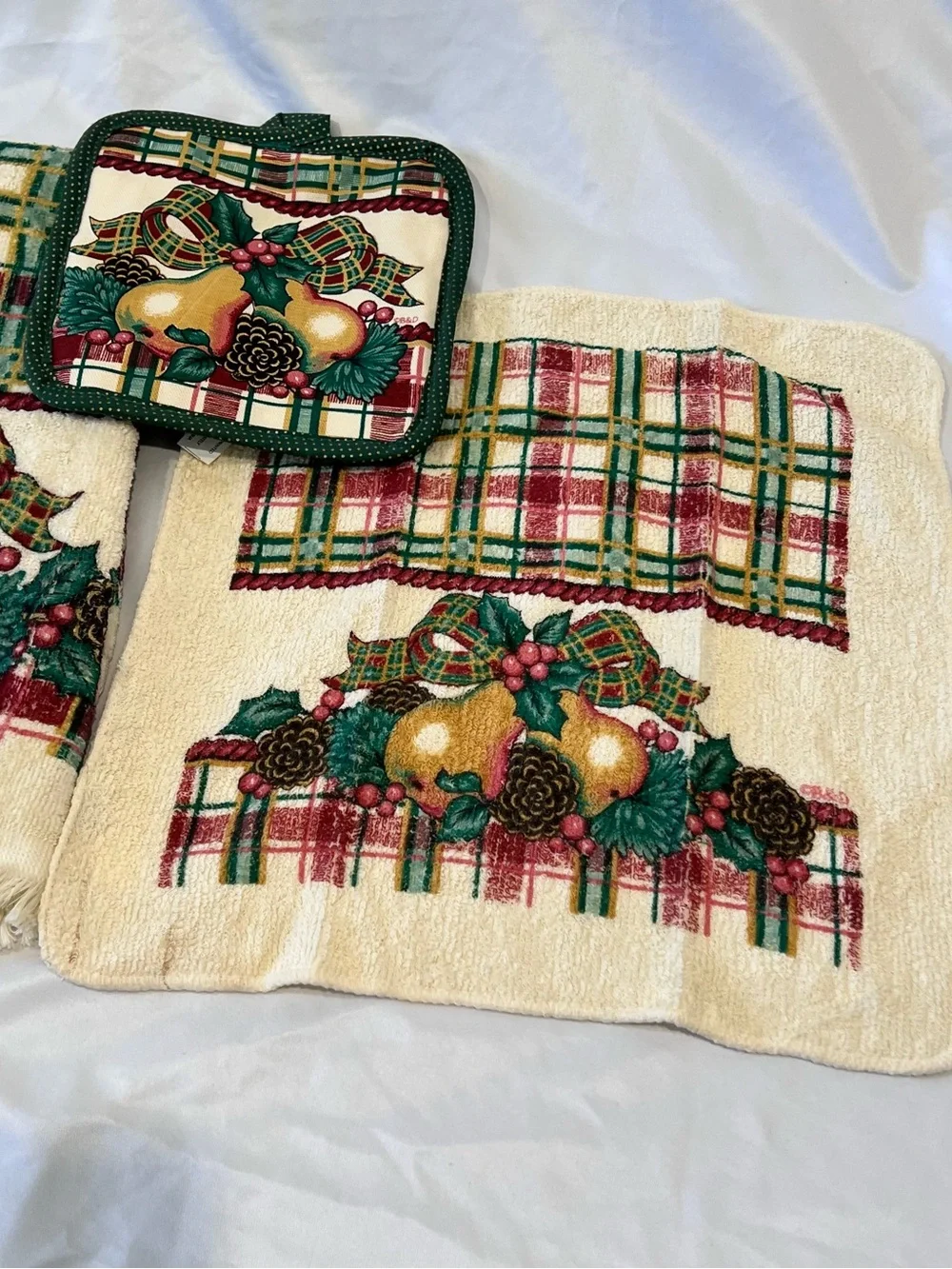Vintage Christmas Kitchen Linen Set Pear Plaid 3 Pc
